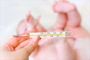 新生児の予防接種はいつから？スケジュールや予防接種の受け方を紹介